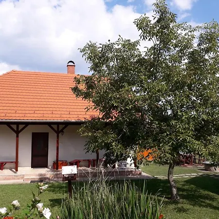 Matyasmadar Vendeghaz 4*