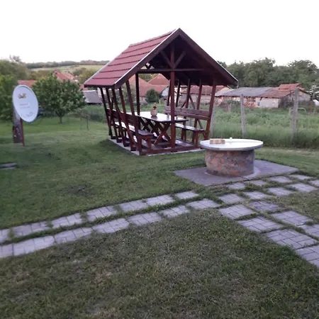 Matyasmadar Vendeghaz 4*