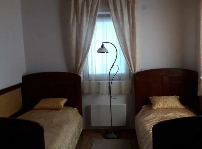 Pensiune Matyasmadar Vendeghaz 4*